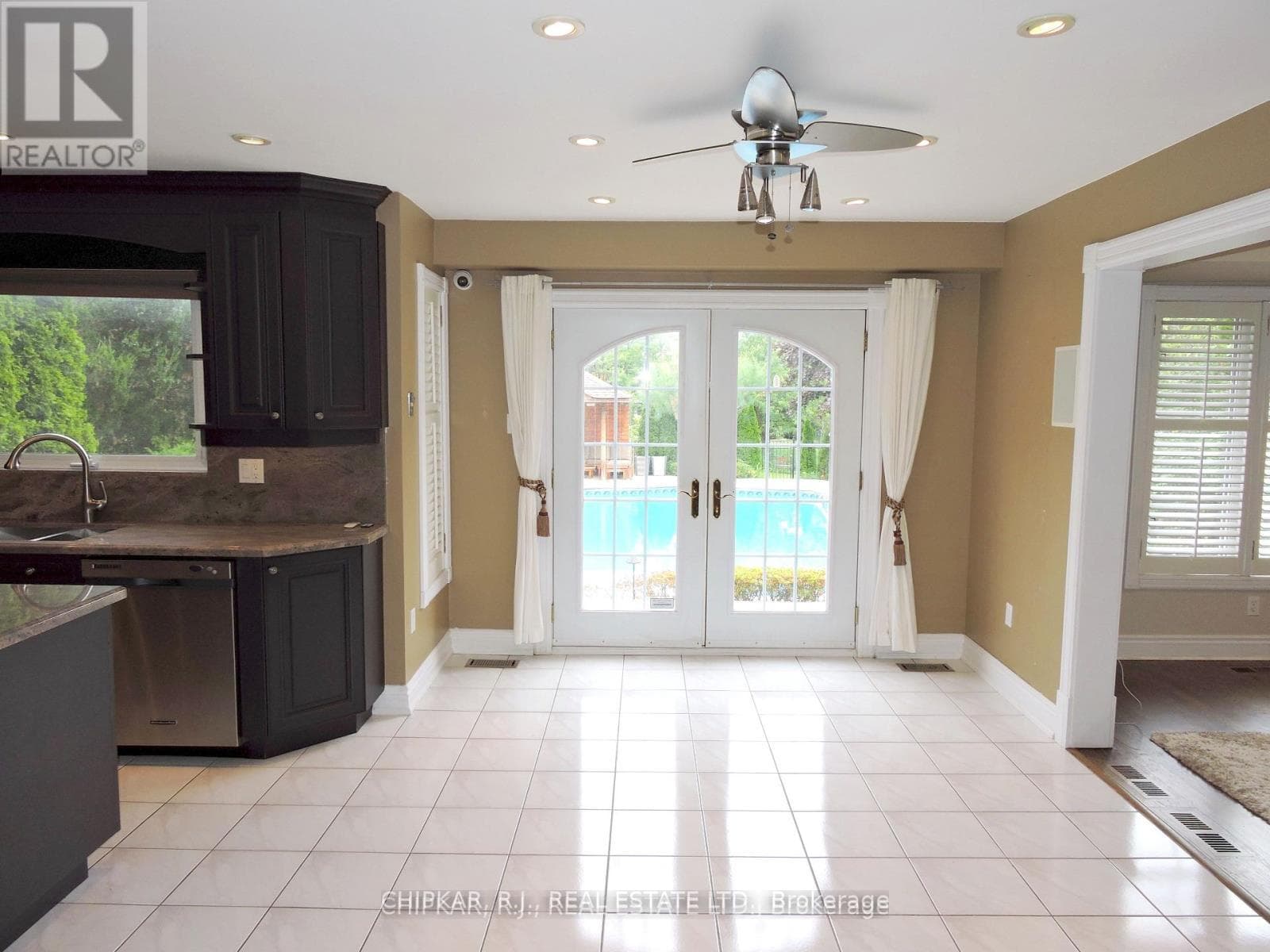 2917 Coulson Court photo 15