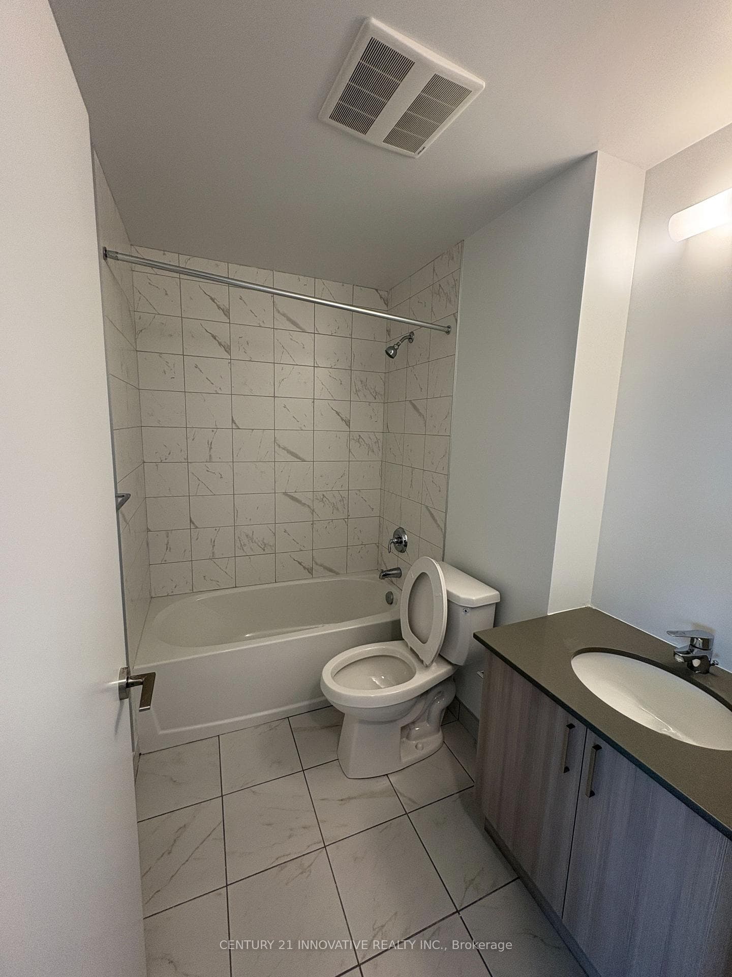 1435 Celebration Drive Unit 2401 photo 2