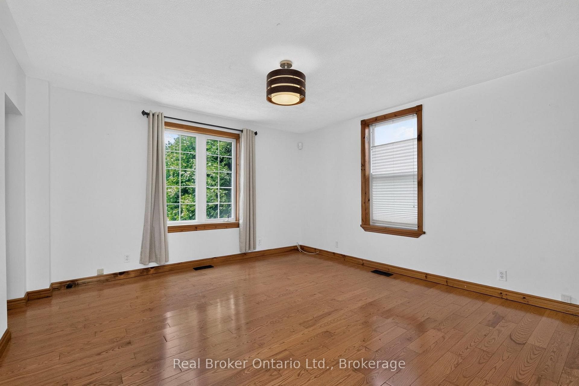 17 Peel Street photo 11