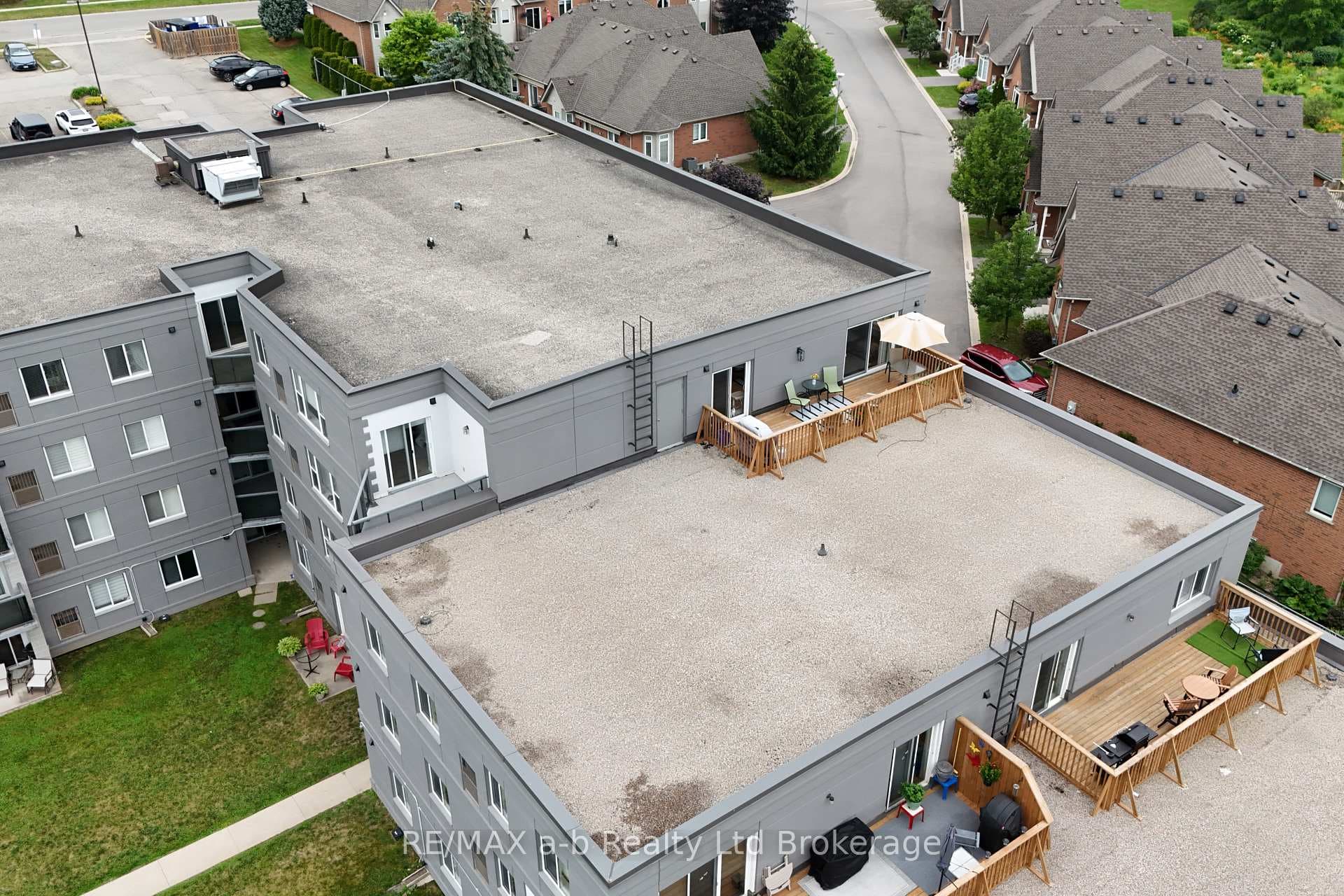Rooftop Deck