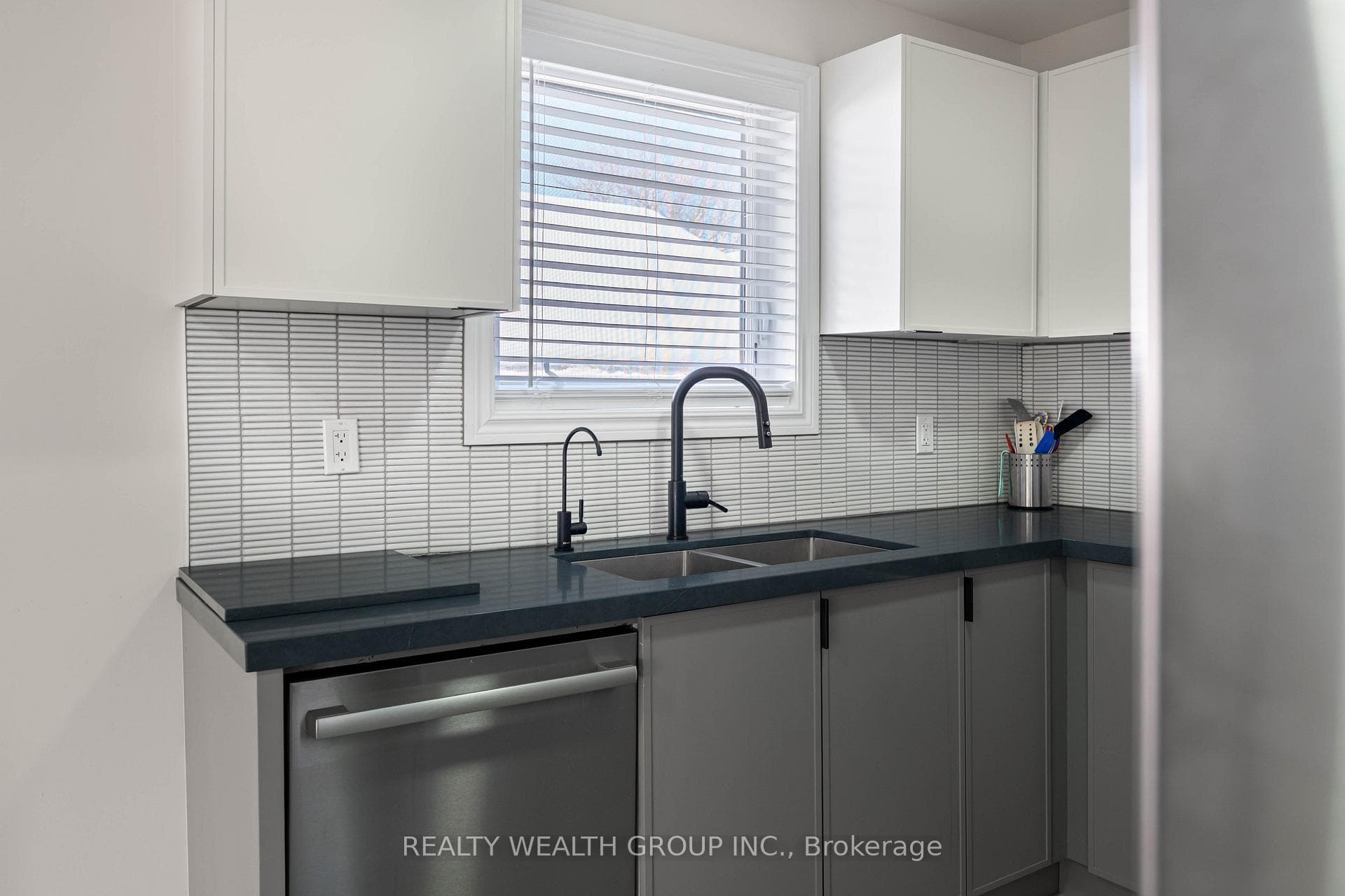 125 Frederick Street photo 15