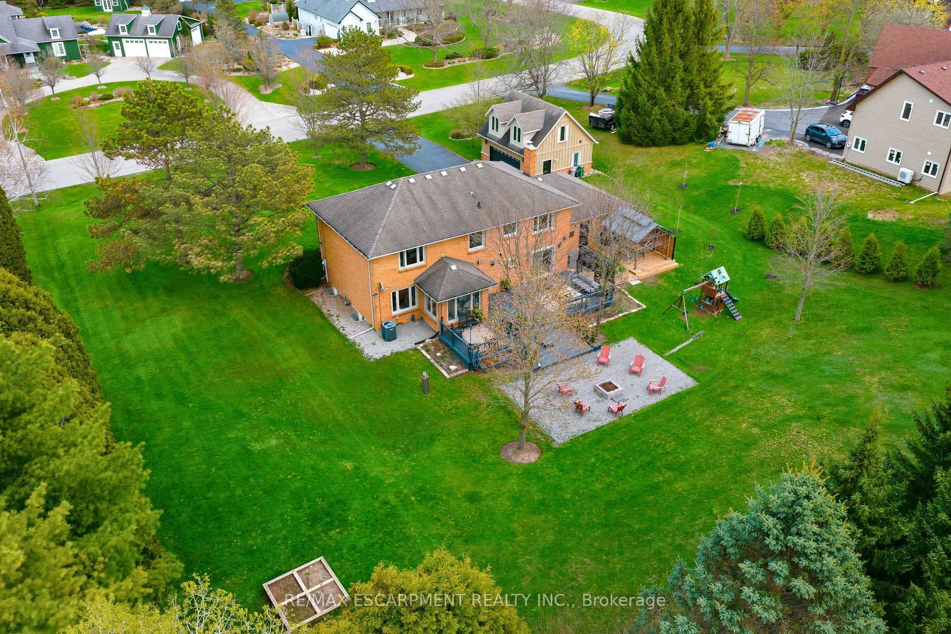 26 Weneil Drive photo 39