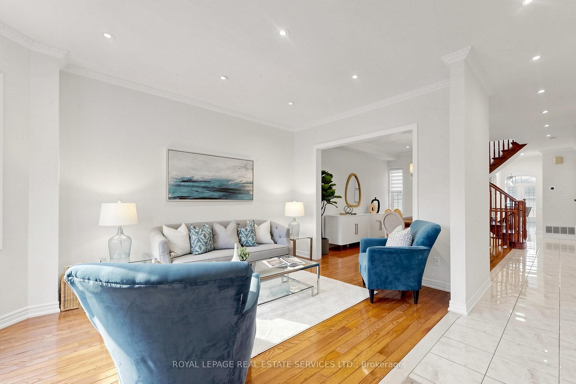 256 Earlscourt Avenue photo 5