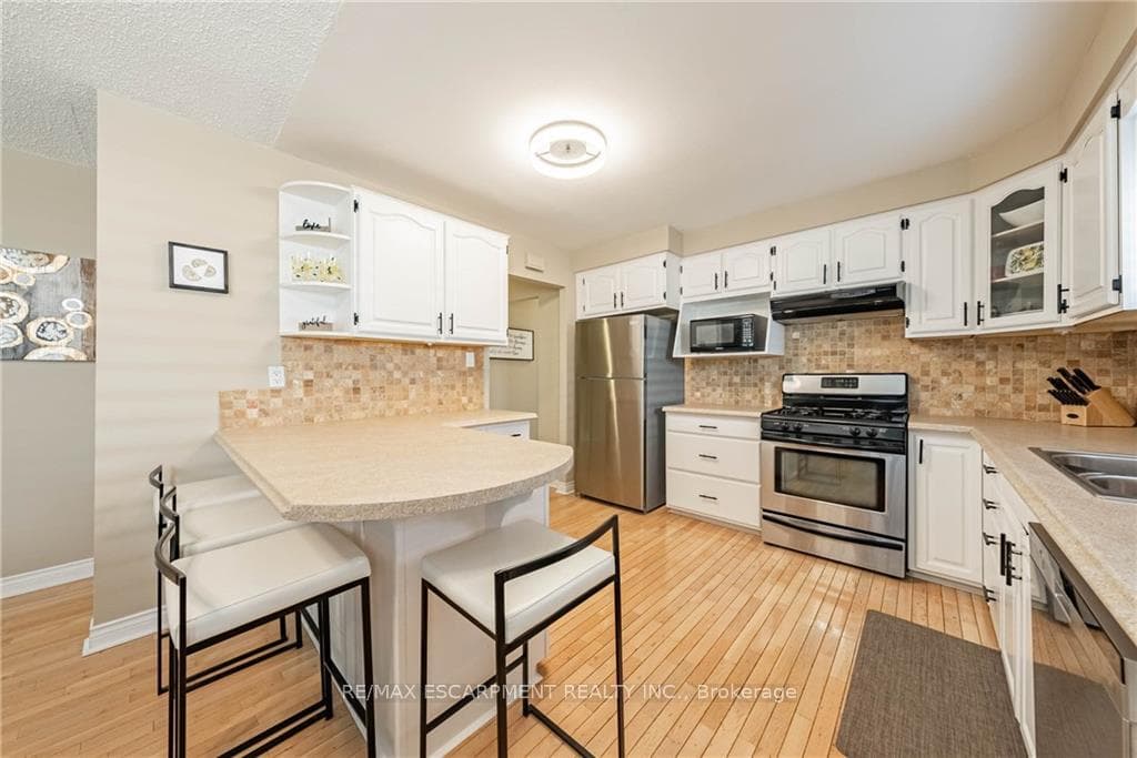 83 Forestgate Drive photo 7