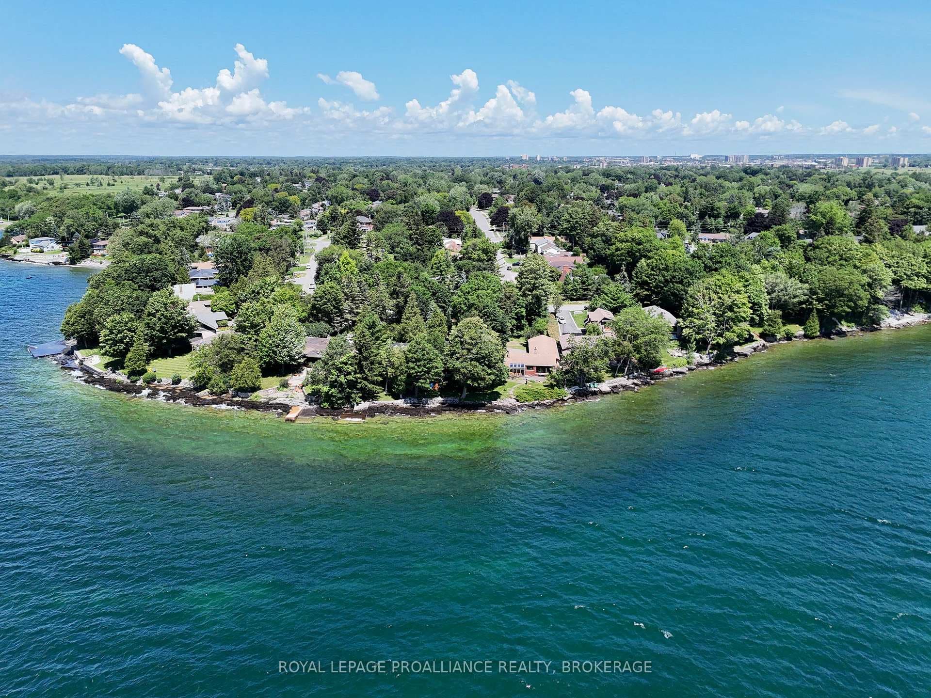 19 Lakeland Point Drive photo 1