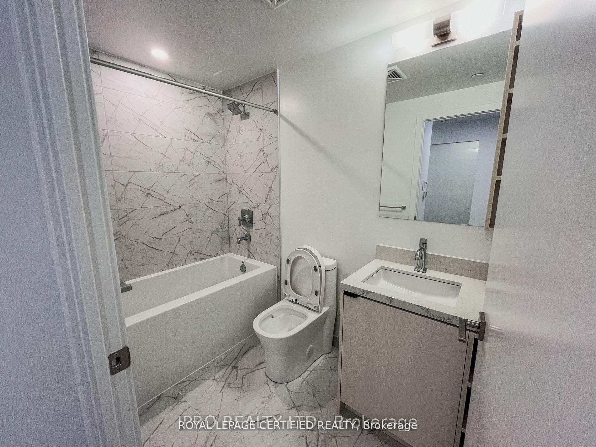 252 Church Street Unit 4709 photo 8