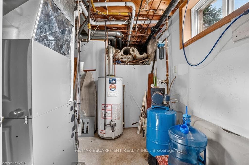 952 Robinson Road photo 35