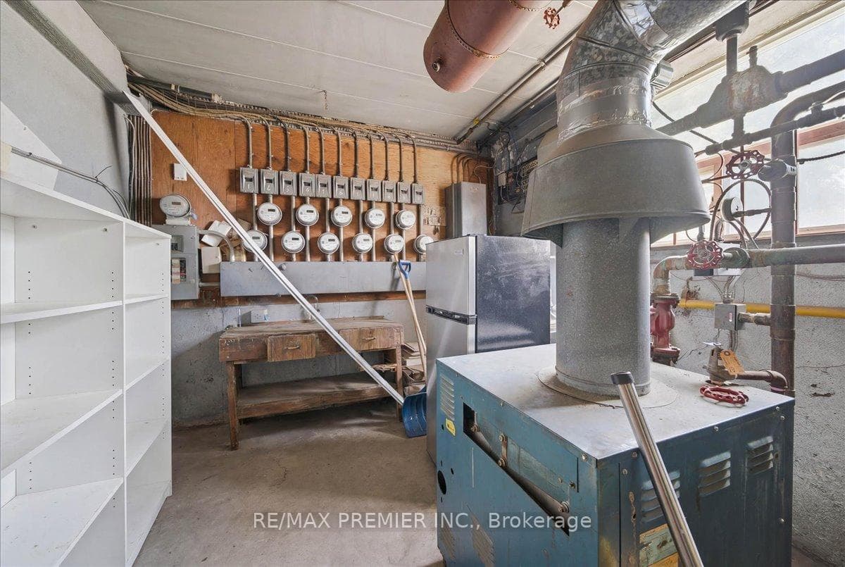 280 Weir Street photo 17