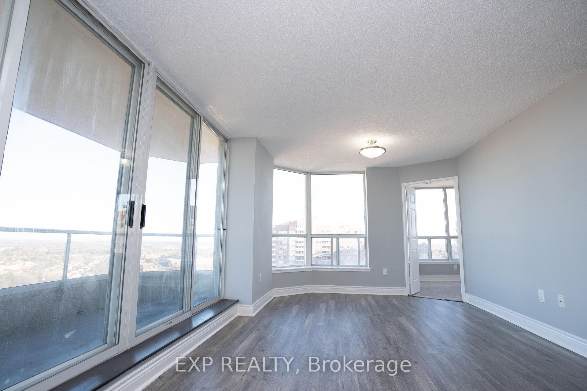 430 Mclevin Avenue Unit 1804 photo 9