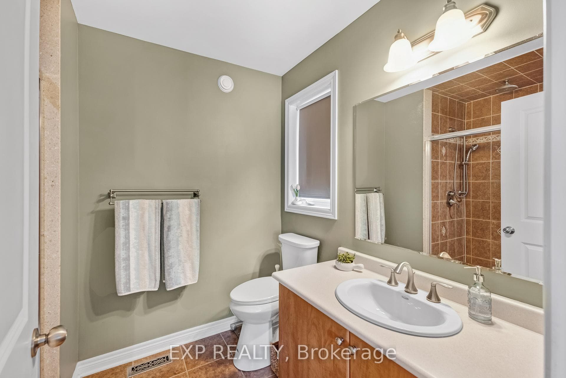 17 Flynn Avenue photo 17