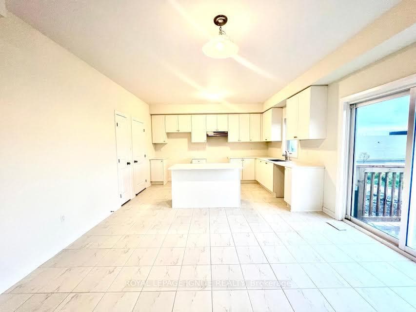 111 Windermere Boulevard photo 7