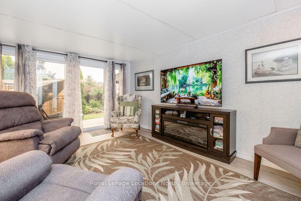 6 Tennessee Avenue photo 28