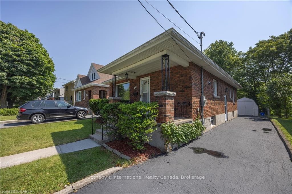 199 HELEN Street photo 5