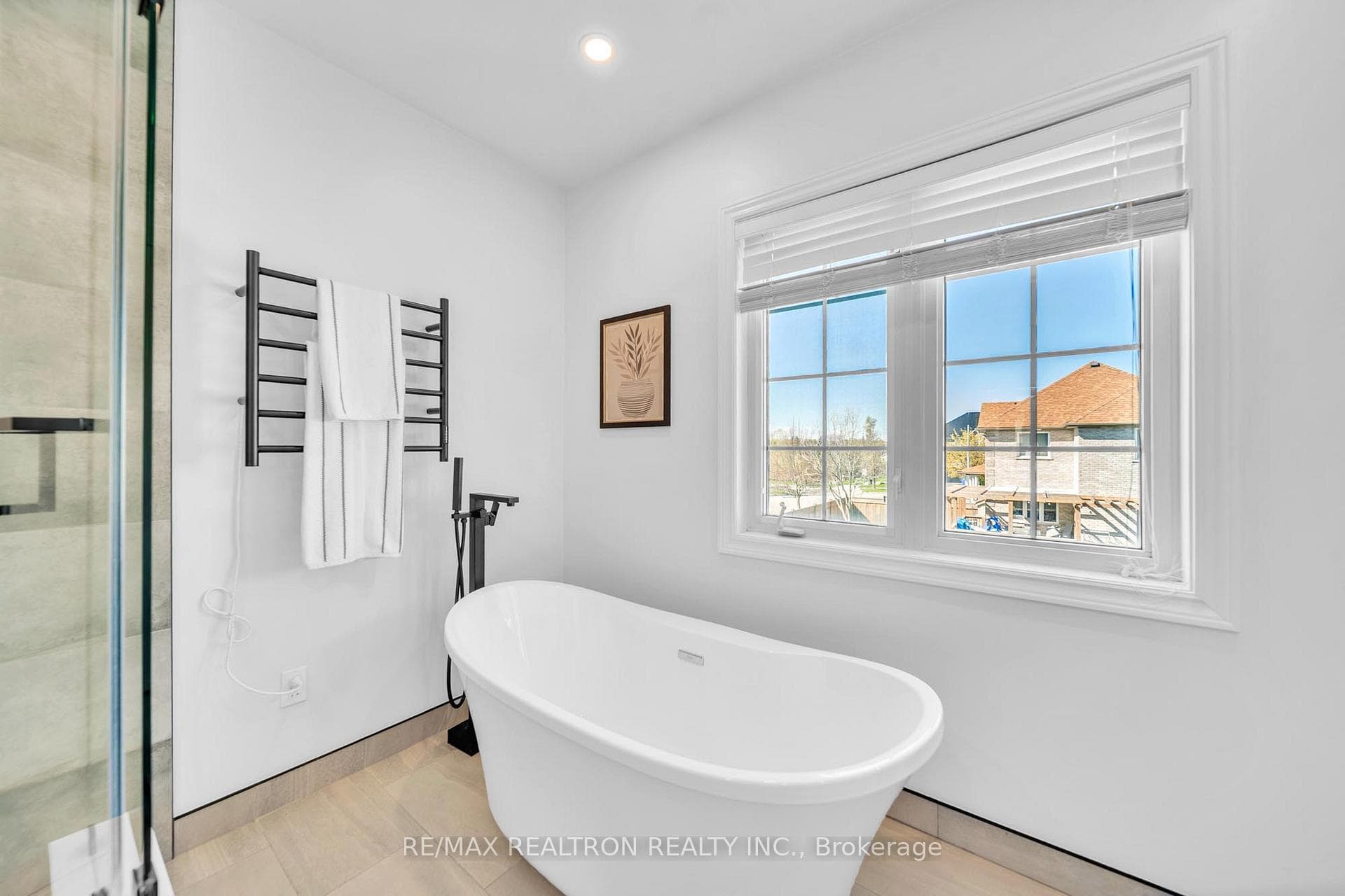 2 Whitestone Drive photo 32