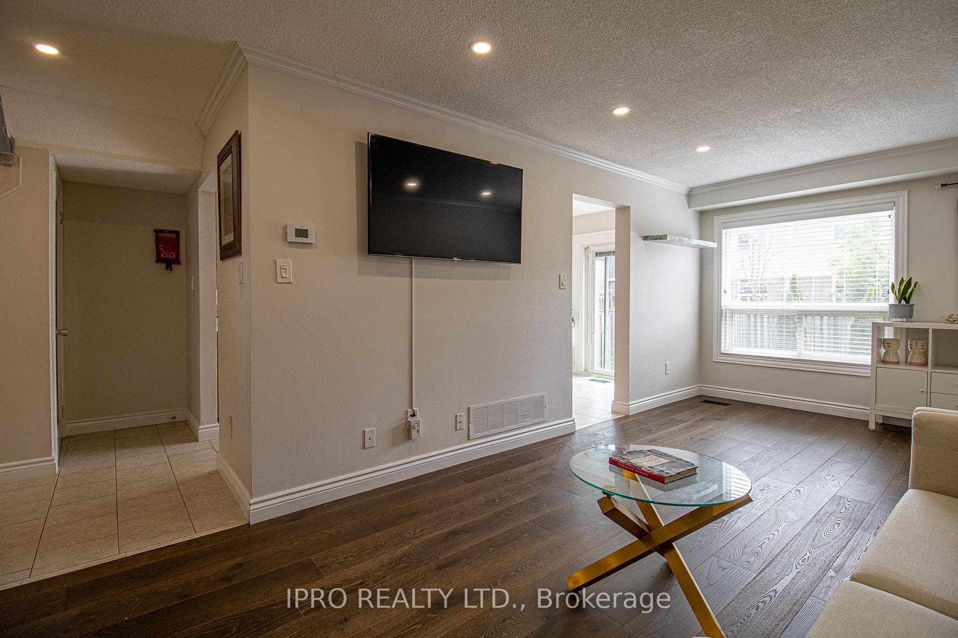 24 Rollo Drive photo 10