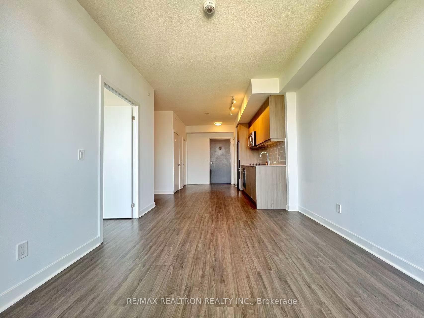 38 Forest Manor Road Unit 1803 photo 11