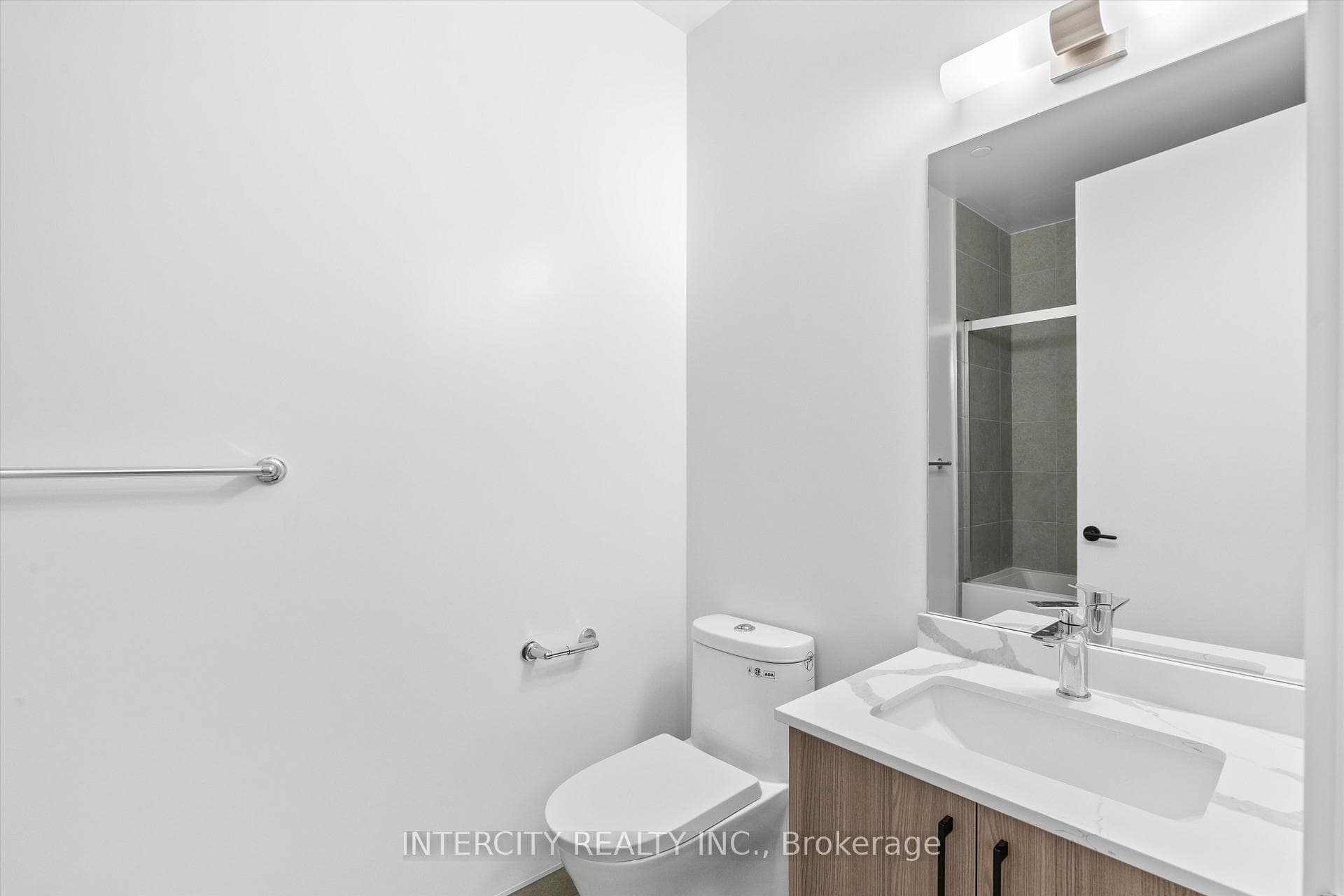 2075 King Road Unit 601 photo 14