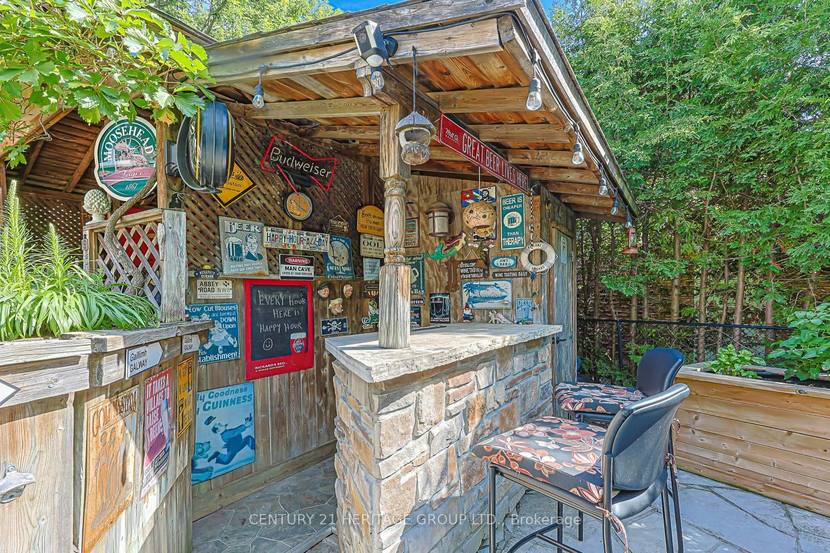 169 Delayne Drive photo 38