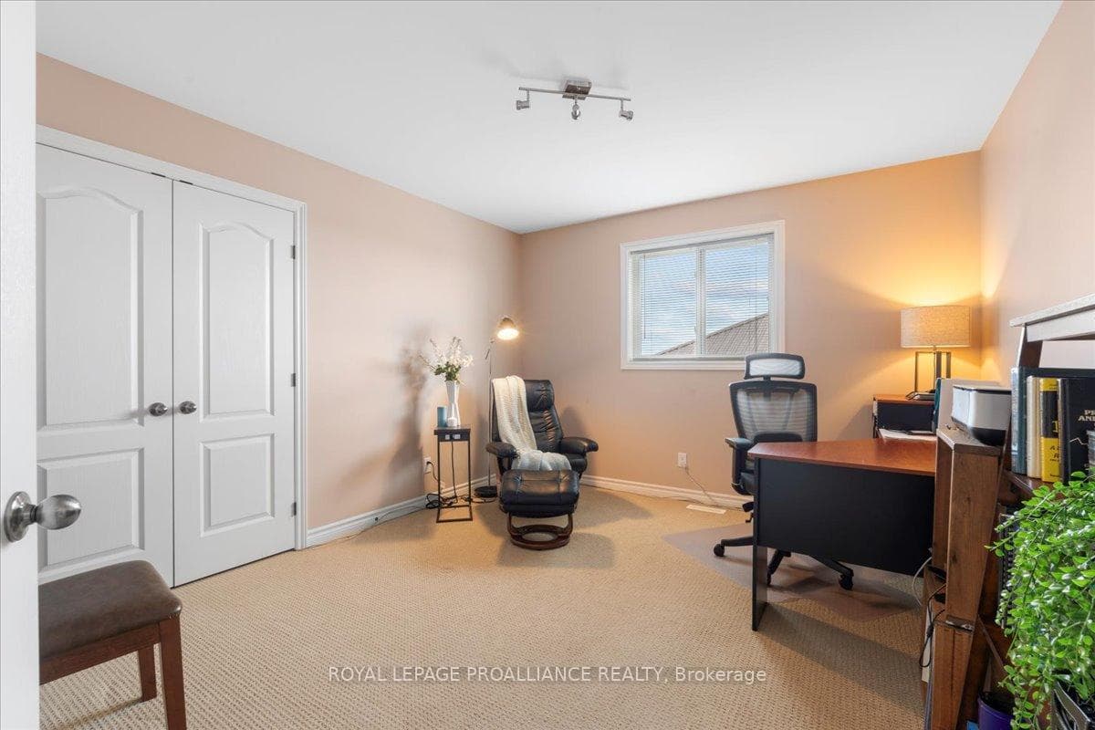29 Kipling Drive photo 28