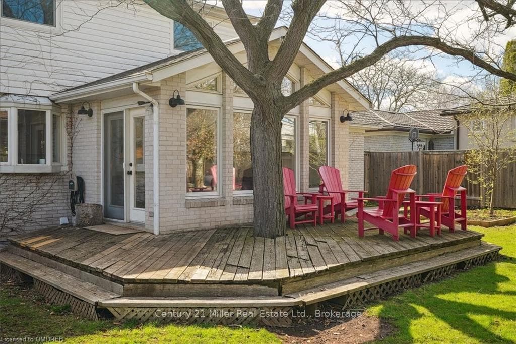 457 SUNSET Drive photo 35