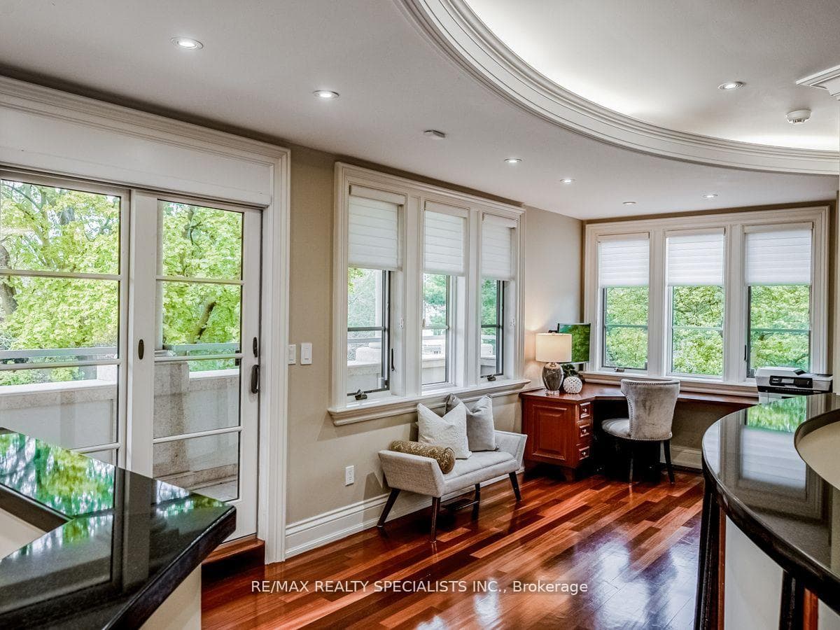 295 Belvenia Road photo 32
