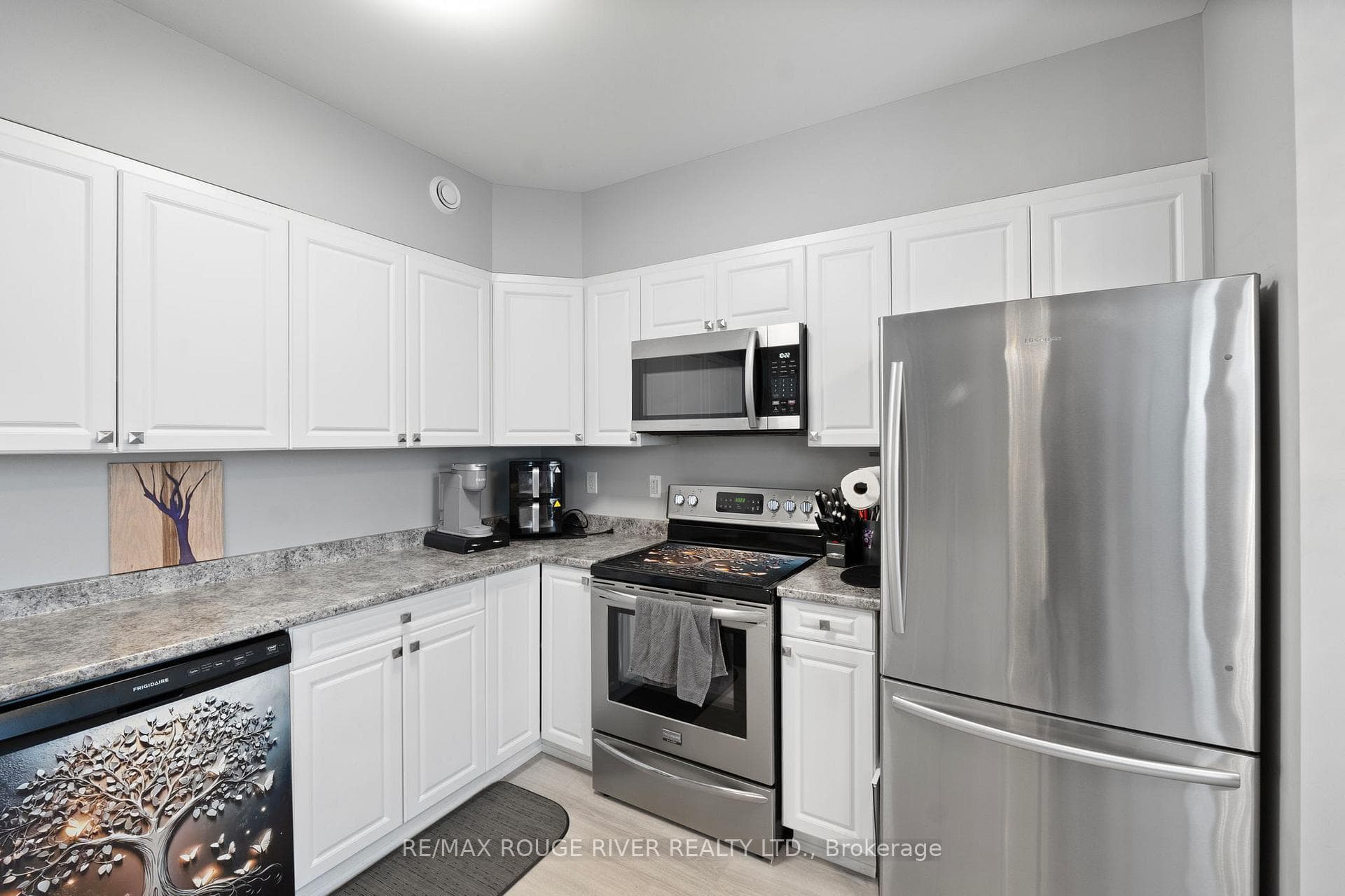 430 Lonsberry Drive Unit 101 photo 10