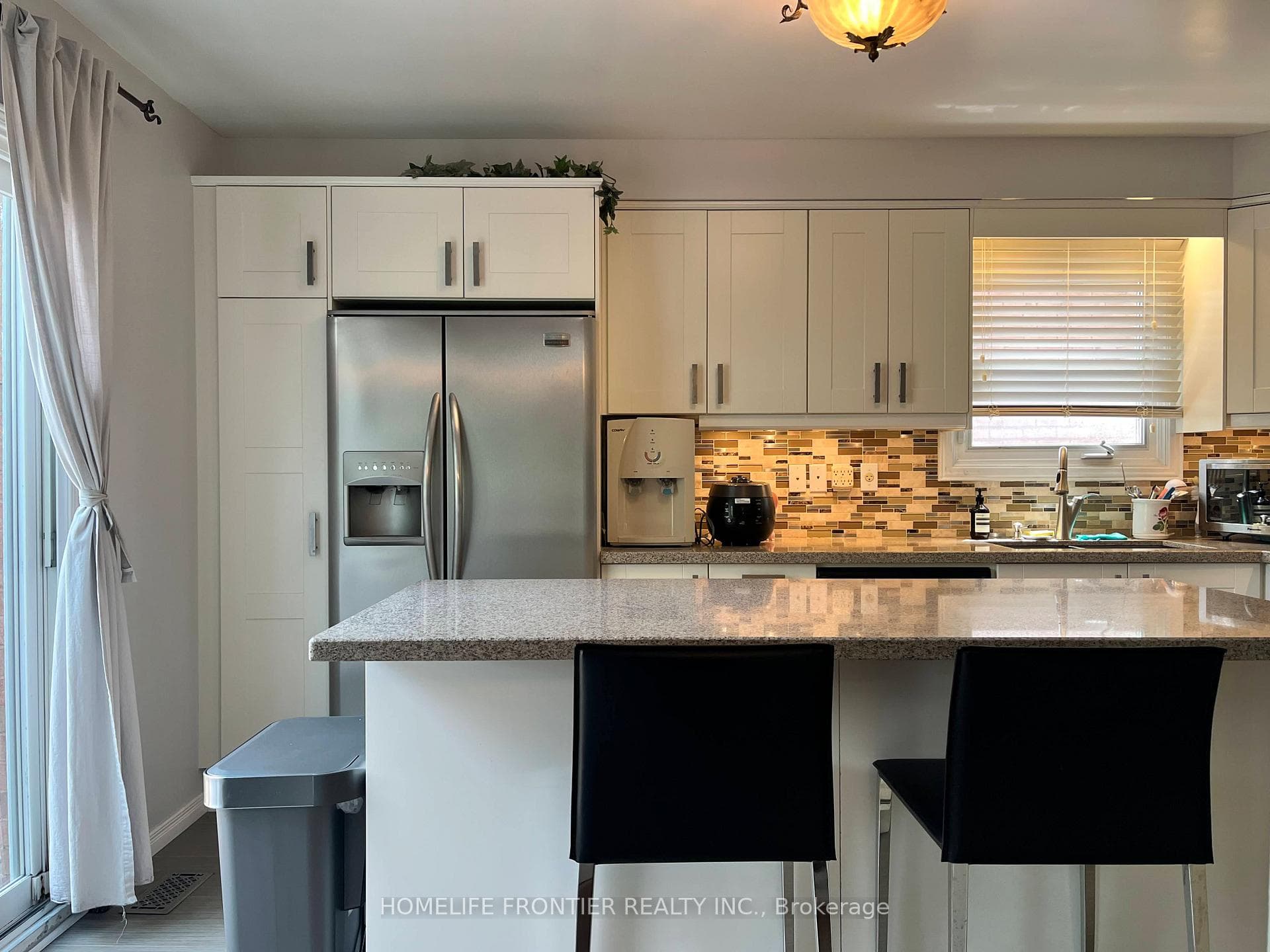 36 Tamara Drive photo 9