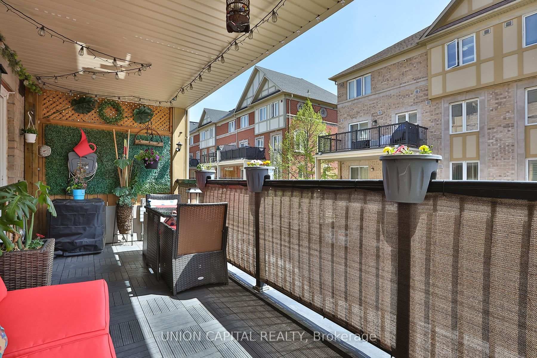 2169 Bur Oak Avenue photo 17