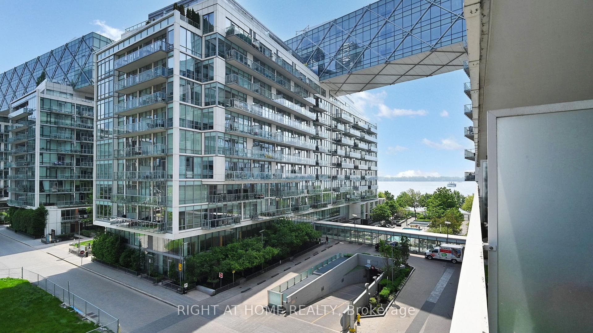 15 Queens Quay Unit 403 photo 22