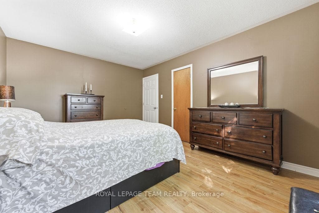 7 Simmons Drive photo 23