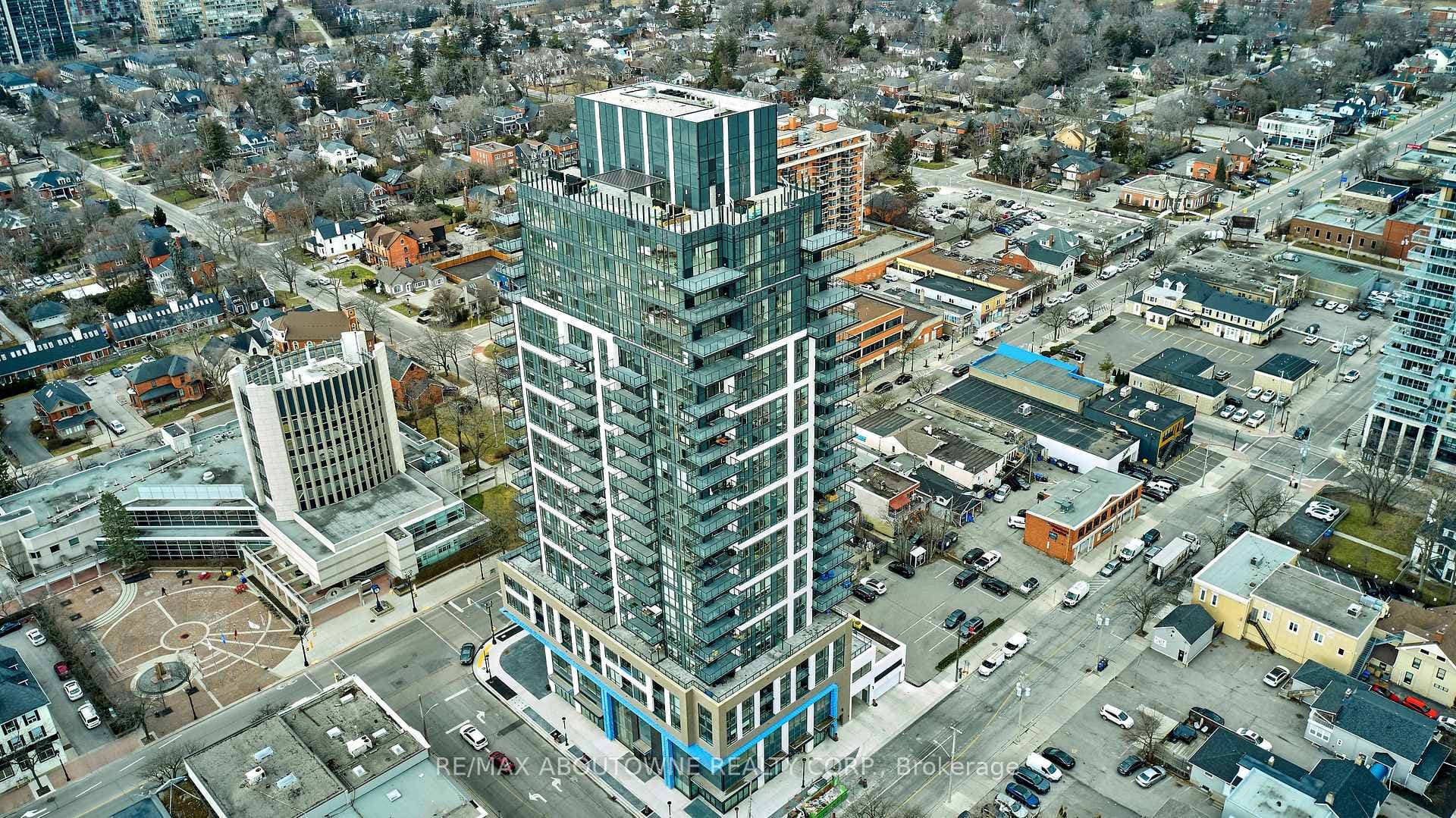 2007 James Street Unit 1608 photo 1