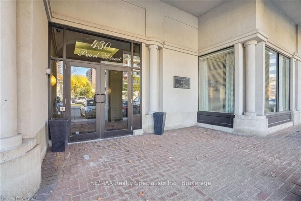 430 PEARL Street Unit 306 photo 3