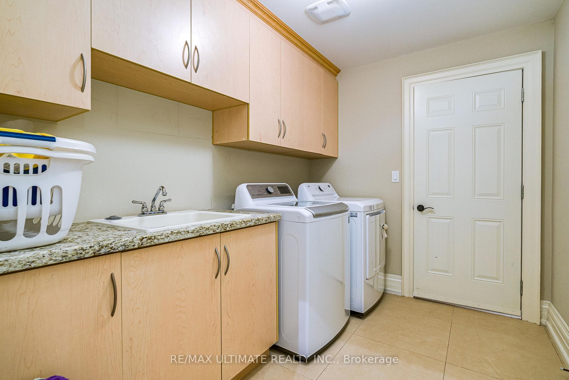 90 Howick Avenue photo 36