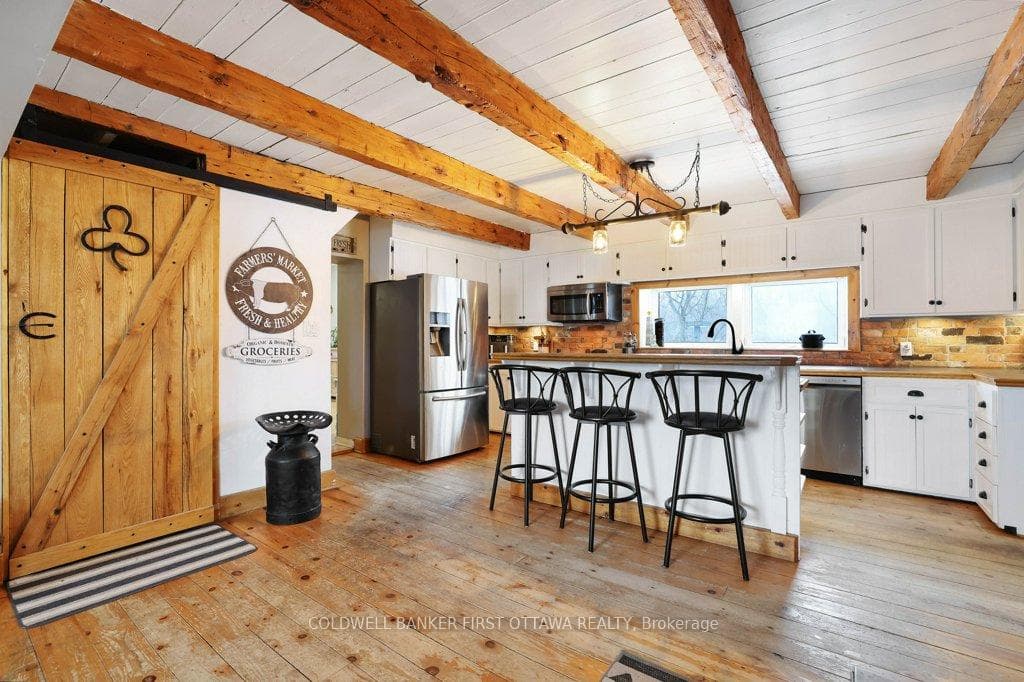 3968 Diamondview Road photo 19