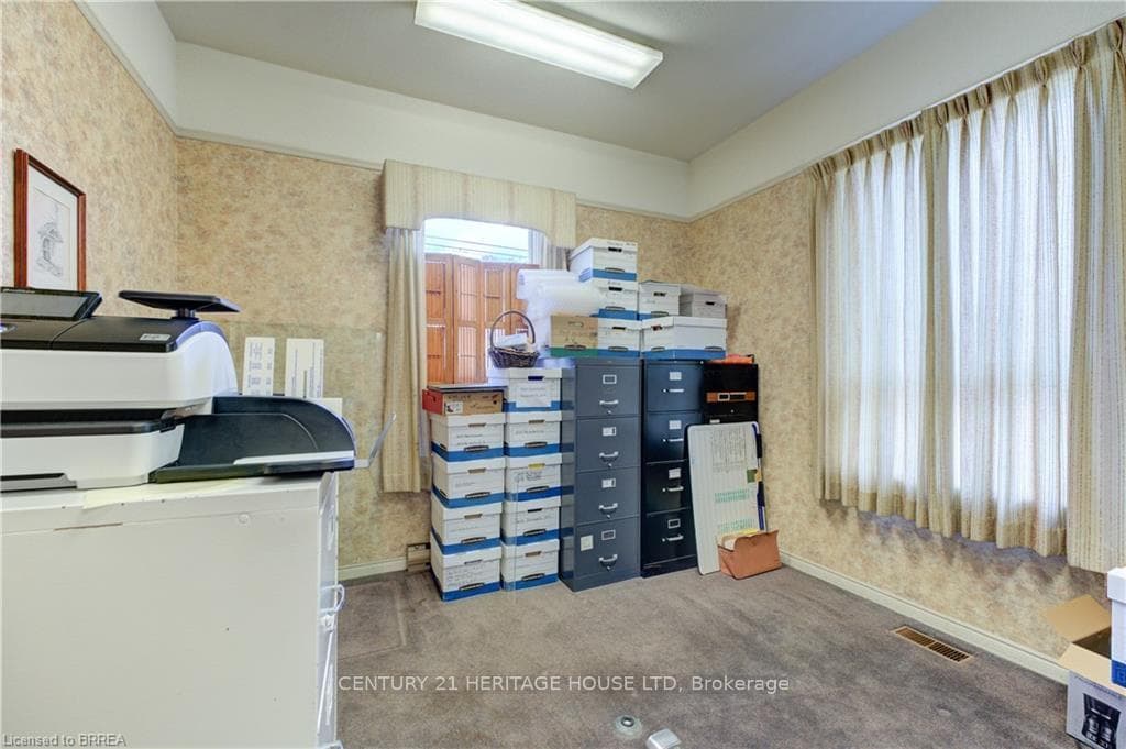 75 Chatham Street photo 11