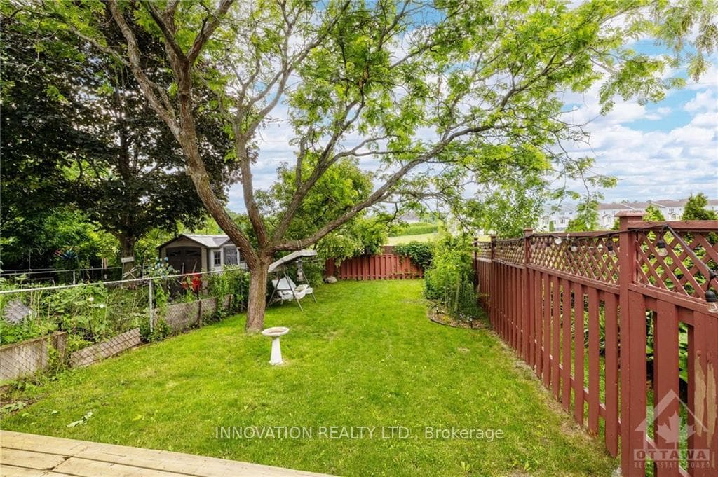 18 PIPER Crescent photo 29