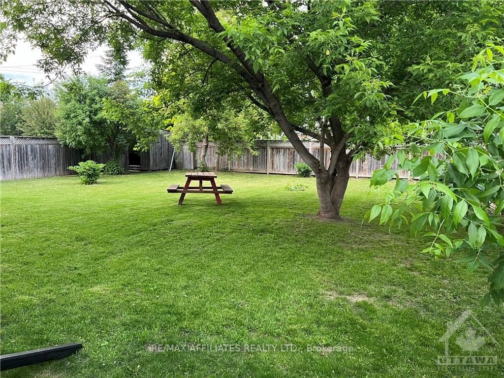69 JASPER Avenue photo 30