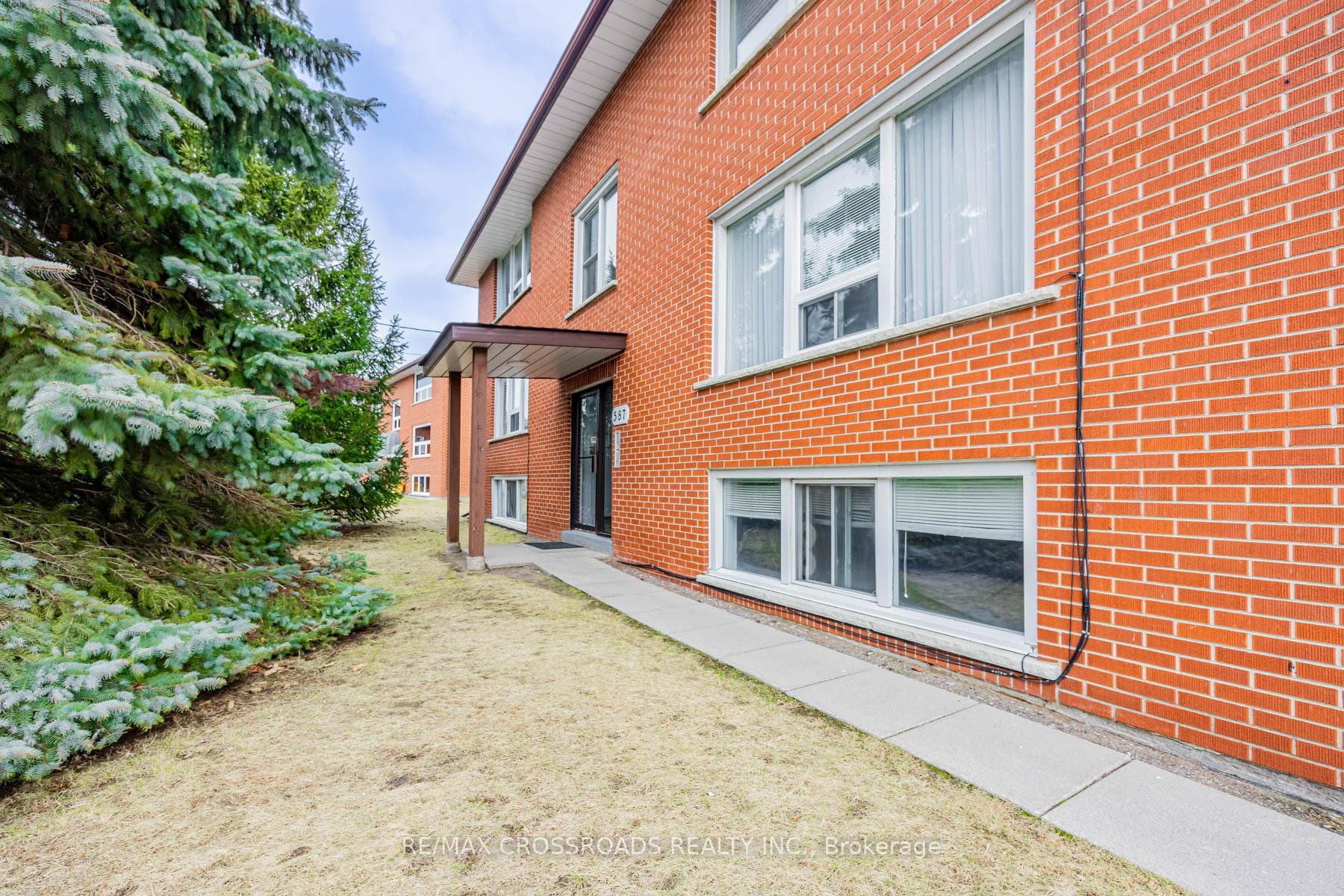 587 Digby Avenue Unit # 4 photo 2