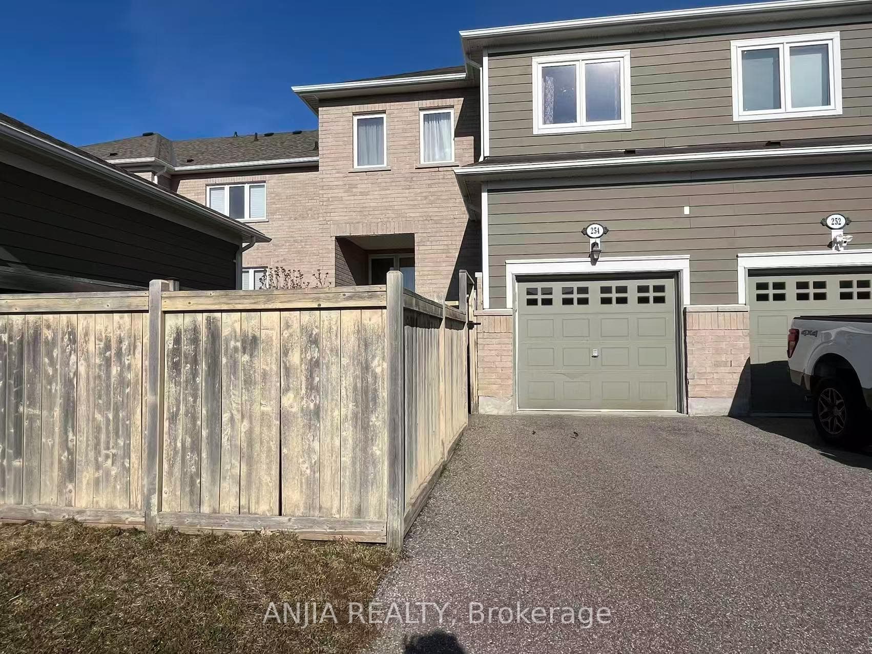 254 Cornell Centre Boulevard photo 18