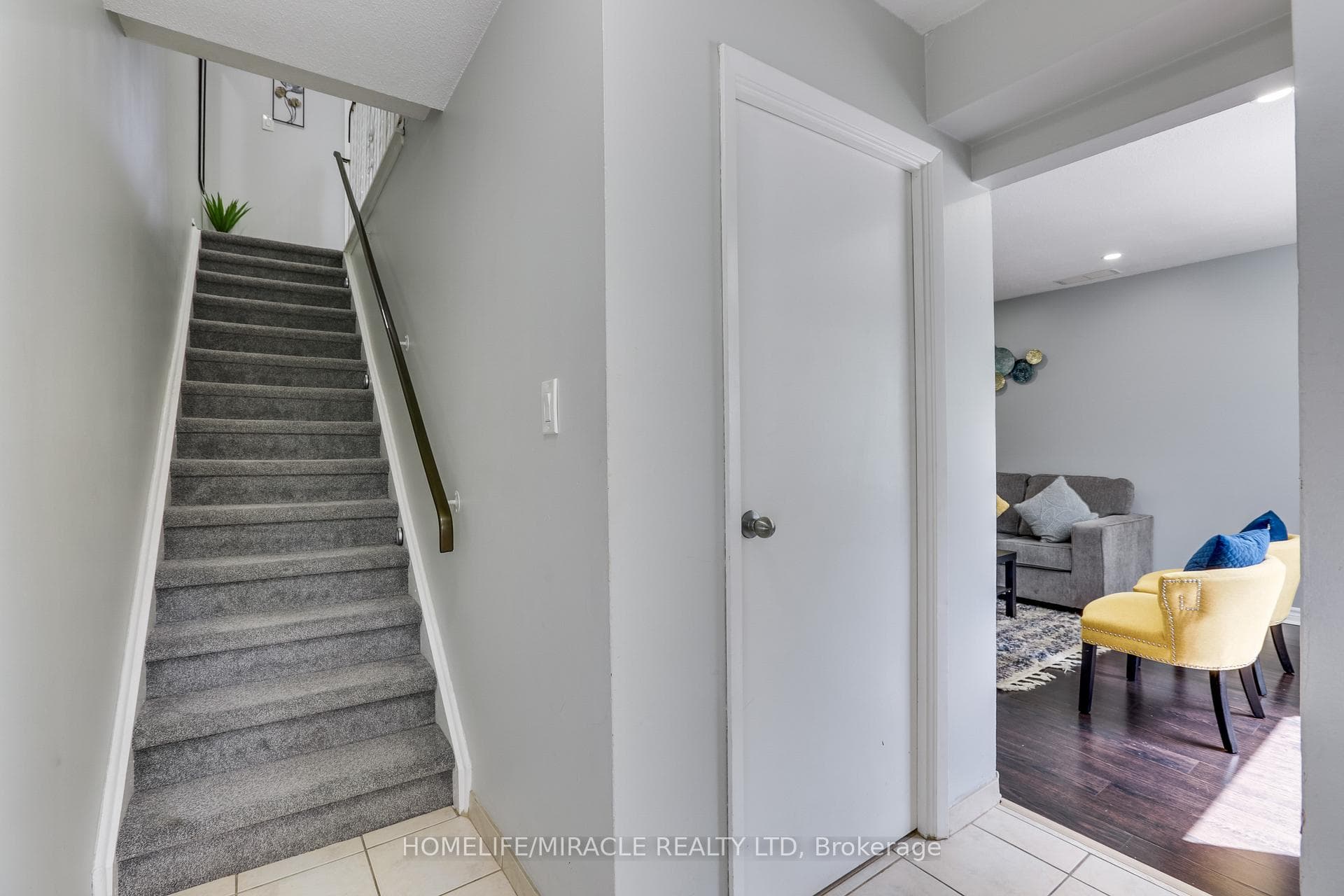 271 Thames Street Unit 19 photo 5