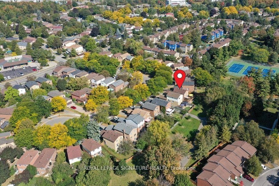 7045 Tamar Mews photo 38