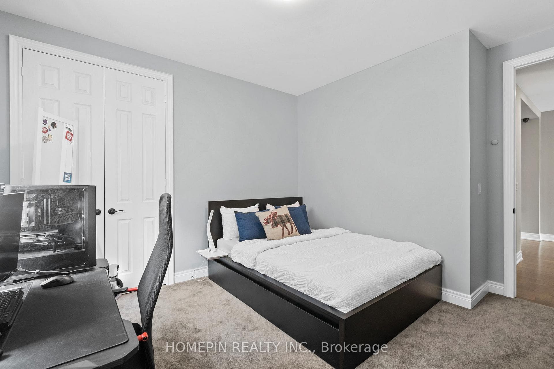 201 Gar Lehman Avenue photo 27
