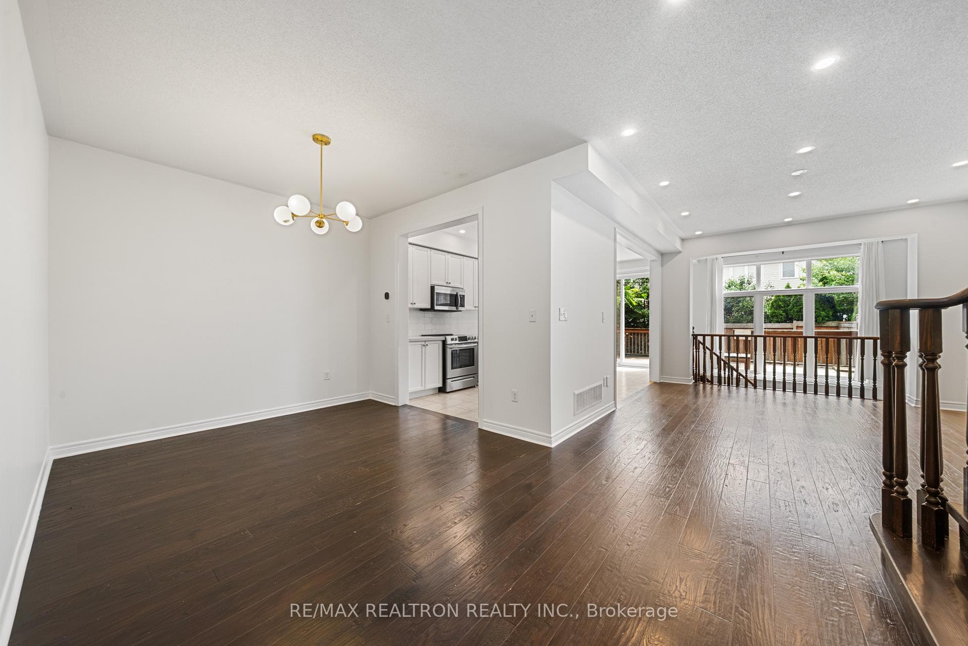 3275 Stalybridge Drive Unit 58 photo 12
