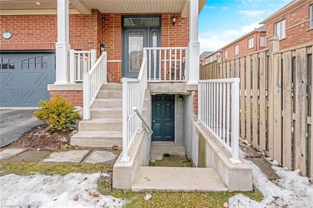 263 HOLLOWAY Terrace photo 38