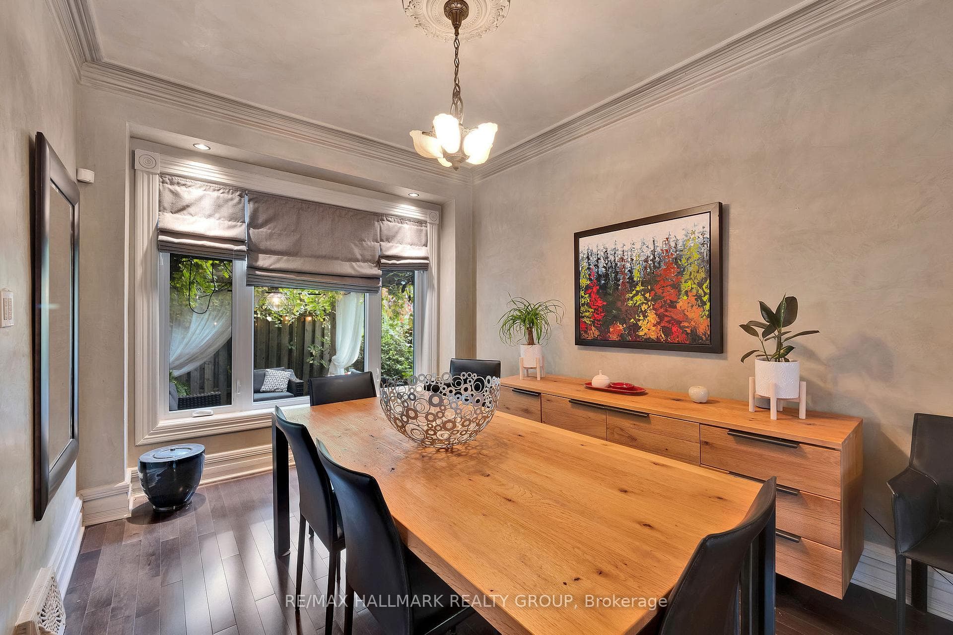 376 Lyon Street photo 10