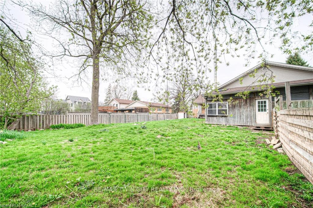 2300 Fountain Street photo 36