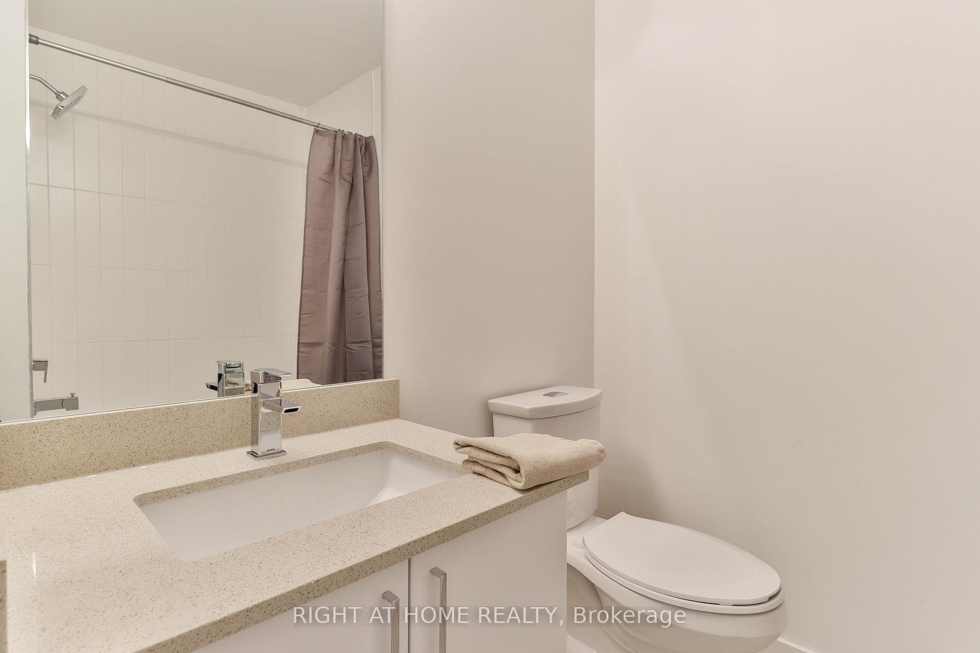 1682 Victoria Park Avenue Unit B222 photo 20