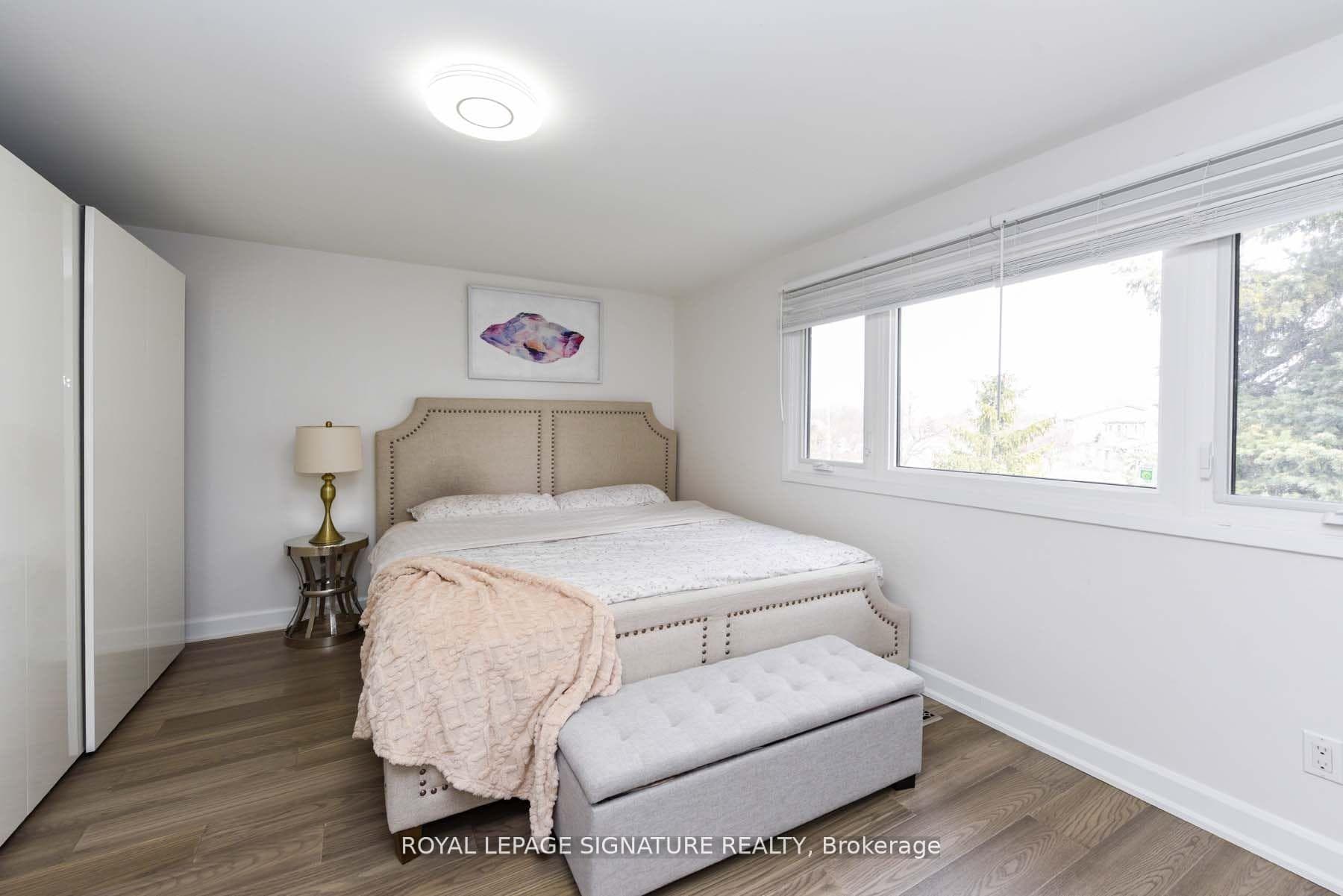 2945 Arvida Circle photo 17