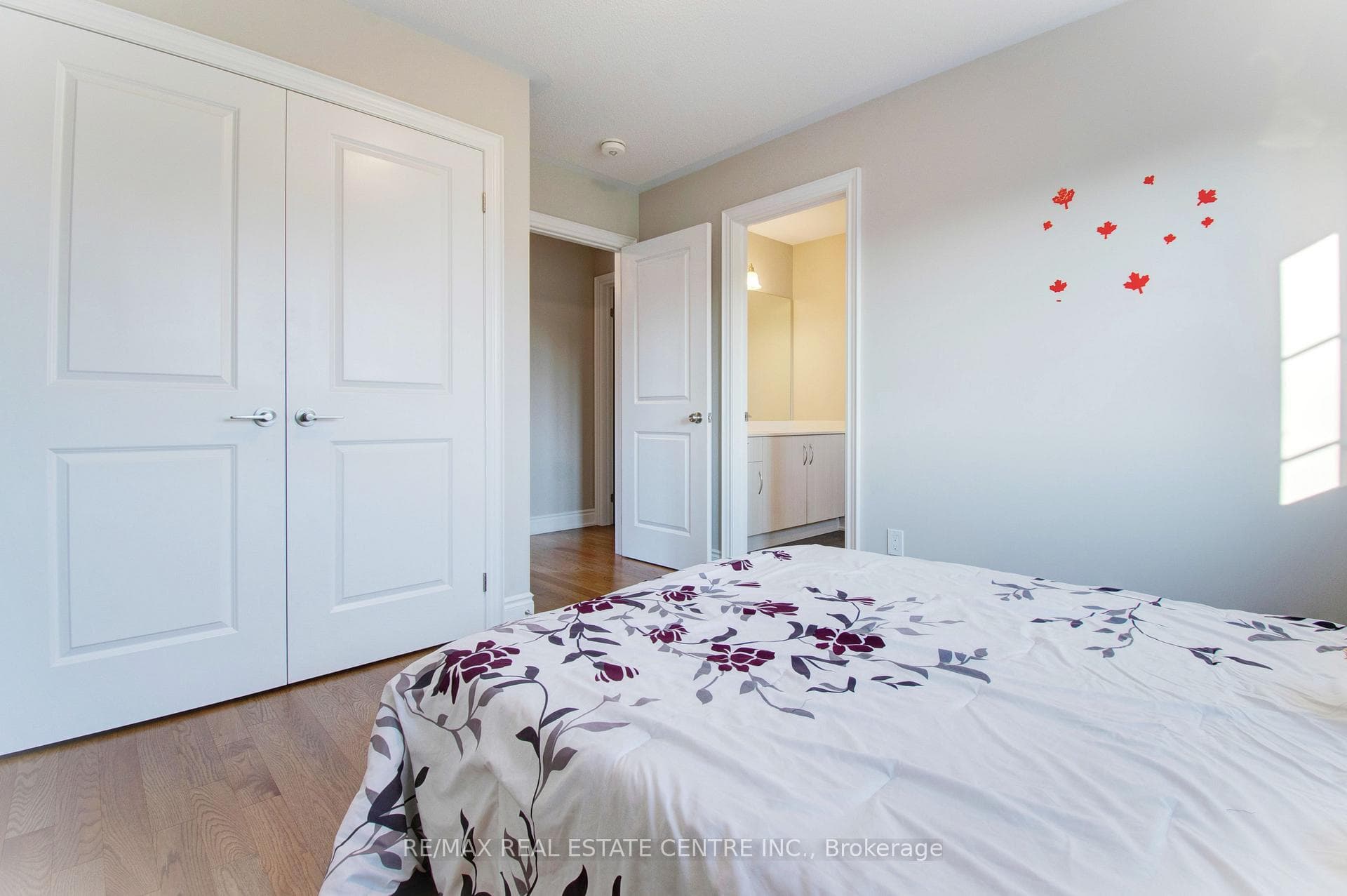 14 Ixworth Circle photo 18