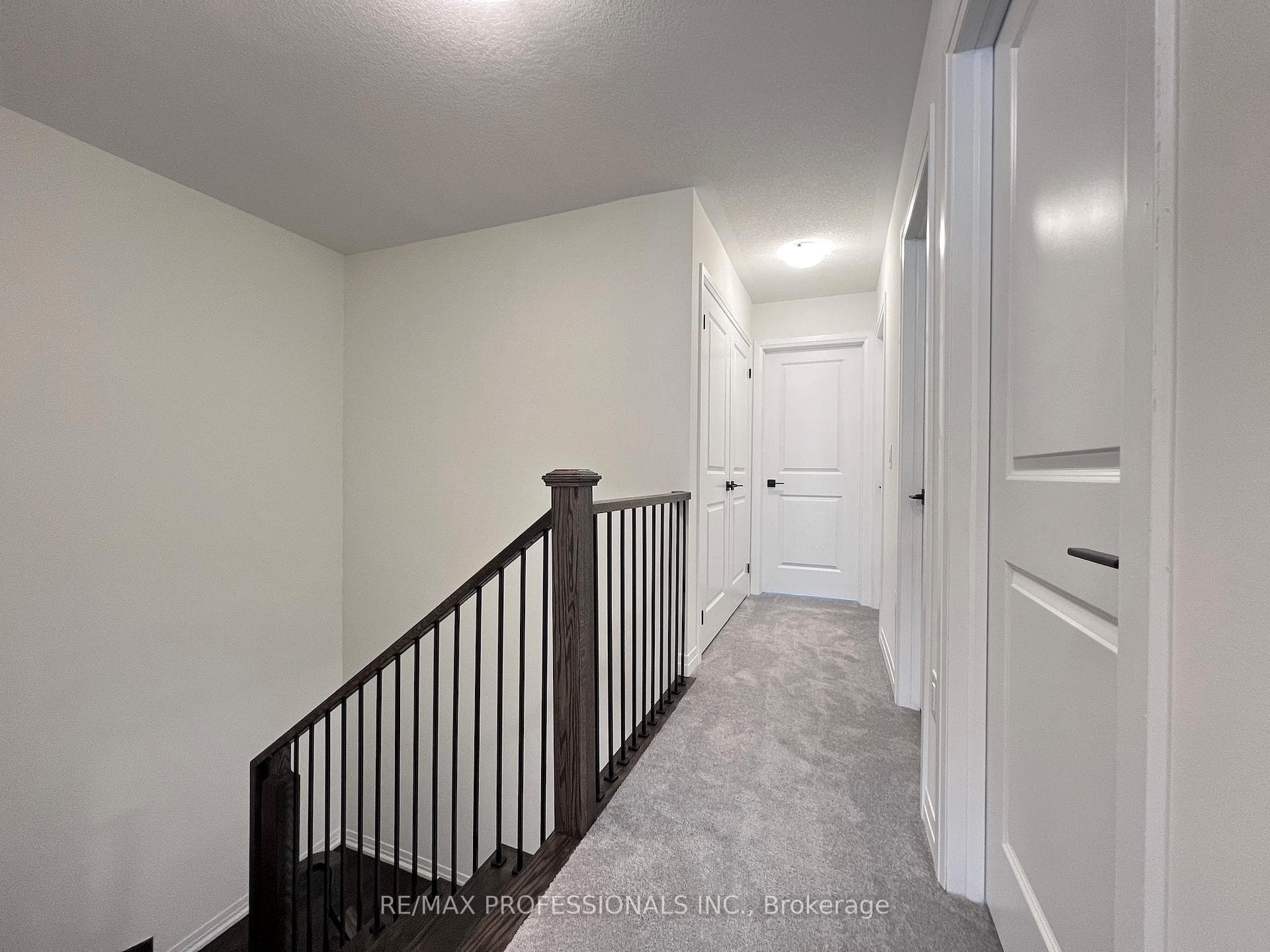 48 Blacklock Street photo 23